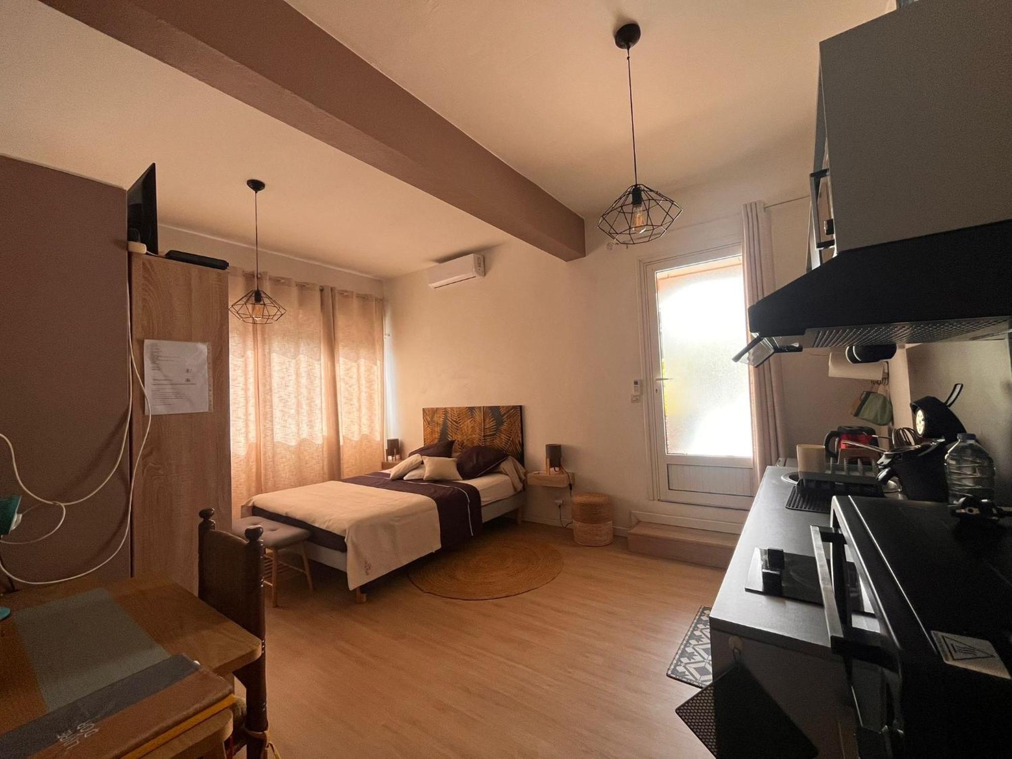 Studio Cosy Avec Piscine Dans Une Villa Saint-Denis Zewnętrze zdjęcie